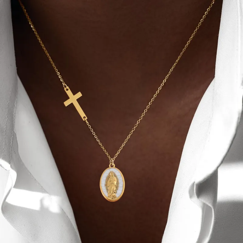 Madone Collier