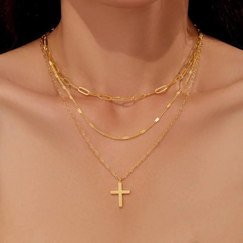 Croix Divine Collier